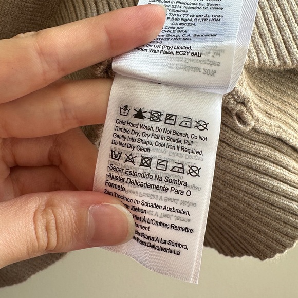 Cotton On Lux Crew Pullover, Bow Intarsia, Size Medium, NWT - Picture 14 of 16